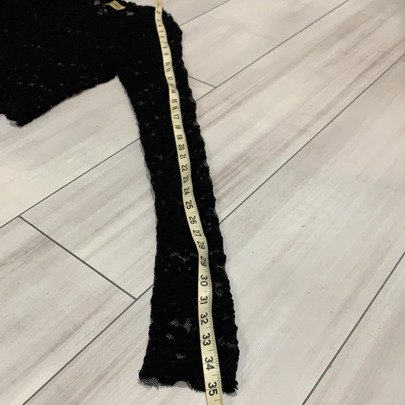 Show me your MUMU crop top - Picture 13 of 17